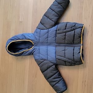 Carter's 3T winter puffer jacket.